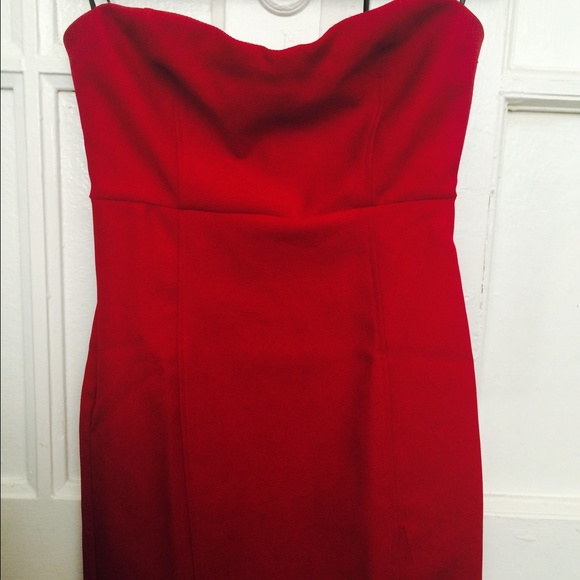Dress - Picture 3 of 3