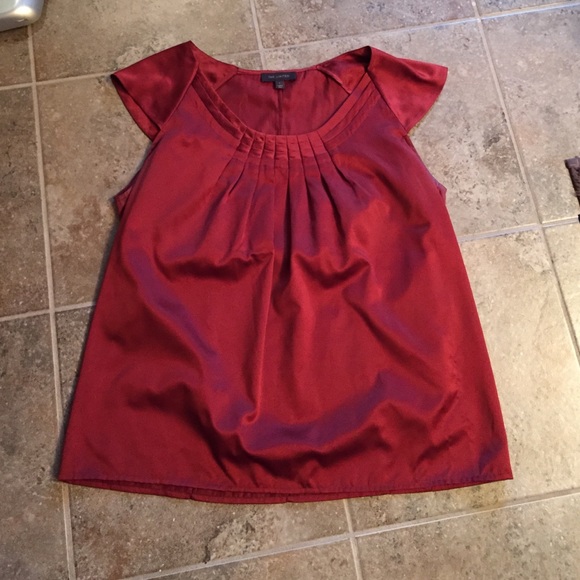 Limited size L silky red dress shirt