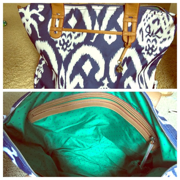 Stella and Dot blue ikat purse