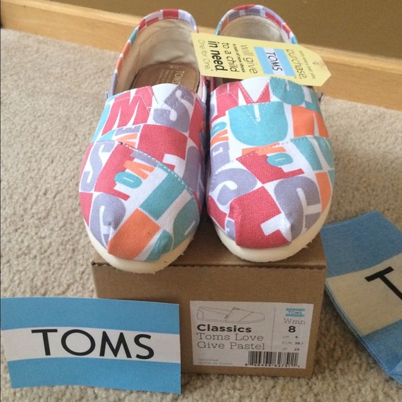 Brand new authentic TOMS