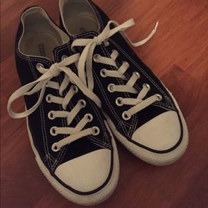 Classic black converse