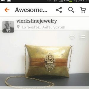 1920pillow purse, lovely collectible a must have.