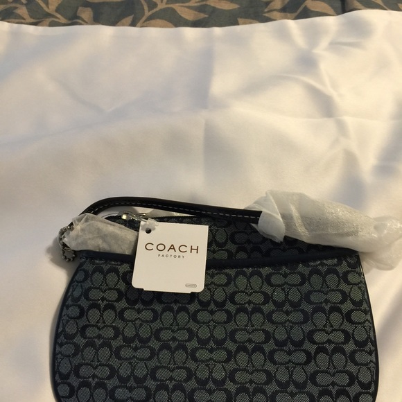 Coach wristlets - Picture 3 of 3