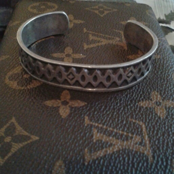 Vintage .925 Kenneth Bill Navajo signed cuff HEAVY