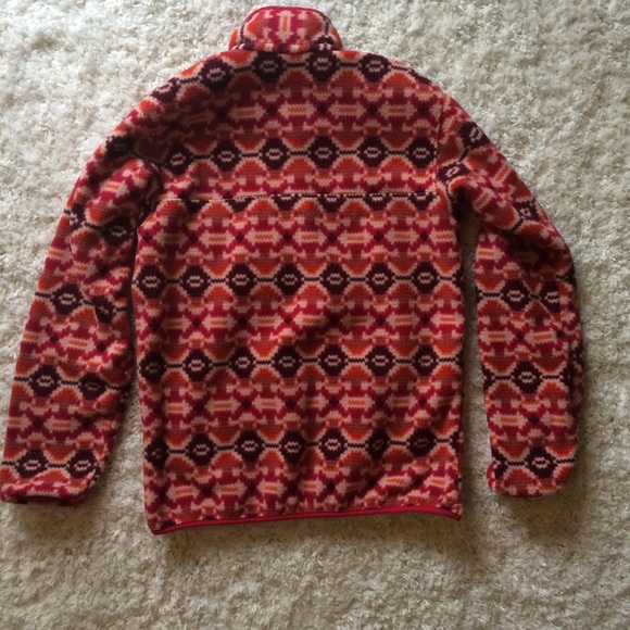SOLD!!!Aberdeen berry jeweled Patagonia (M) - Picture 3 of 4