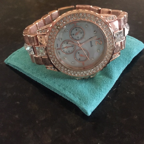 Watch - Picture 3 of 4