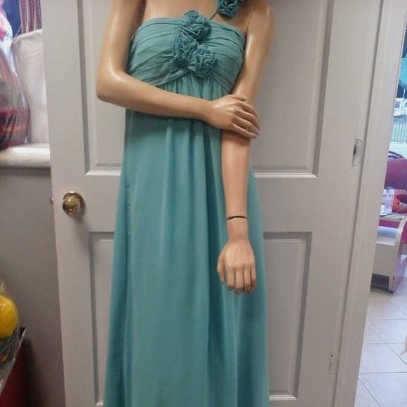 Prom Dress - Picture 3 of 4