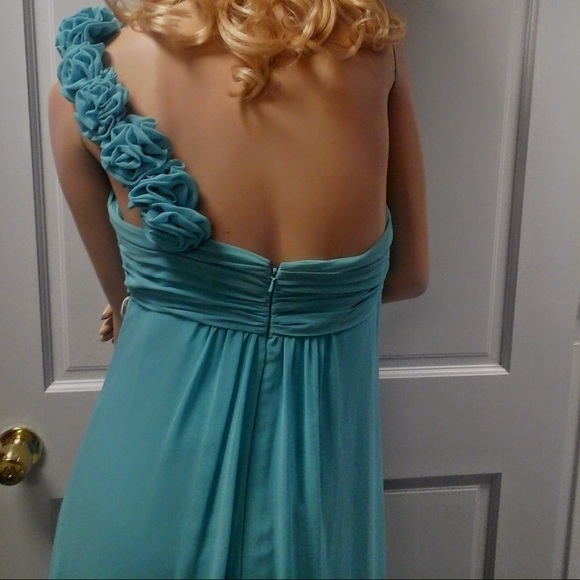 Prom Dress - Picture 4 of 4