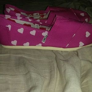 Toms pink with white hearts shoes