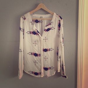 BB Dakota Aztec blouse size large