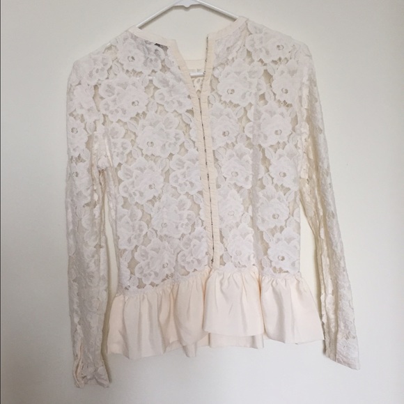 beautiful lace top in perfect condition - Picture 3 of 4