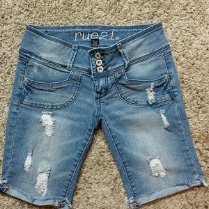 Bermuda Style shorts