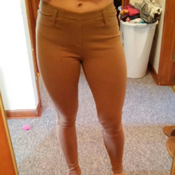 Beige leggings