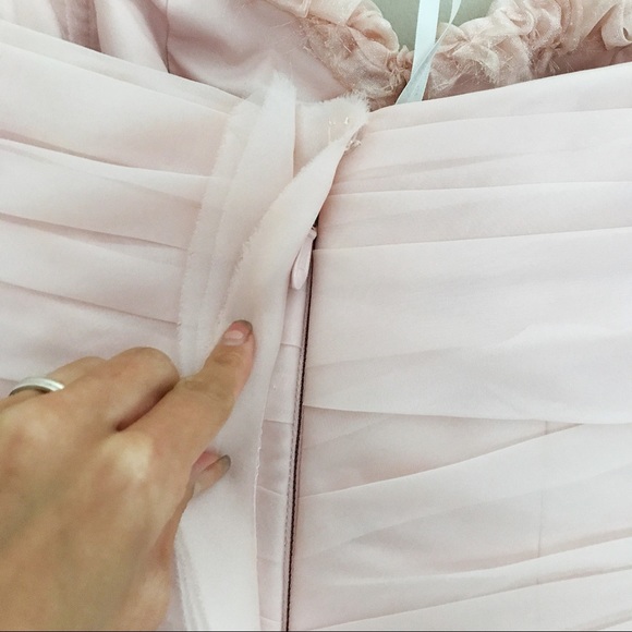 Blush Pink Vera Wang Wedding Gown - Picture 5 of 7