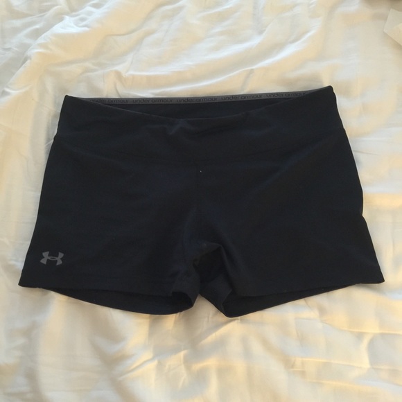 Underarmour shorts