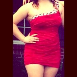 red homecoming dress