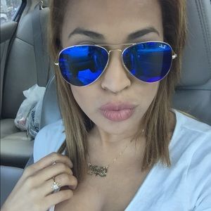 Brand new polarized blue aviators Ray bans