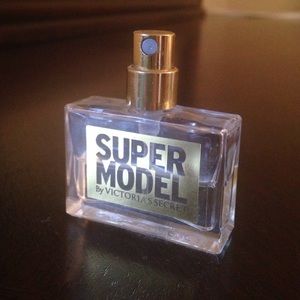 🆚SUPER MODEL PERFUME💟