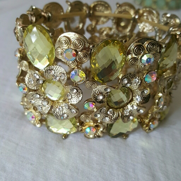 Sale! floral sparkly bracelet