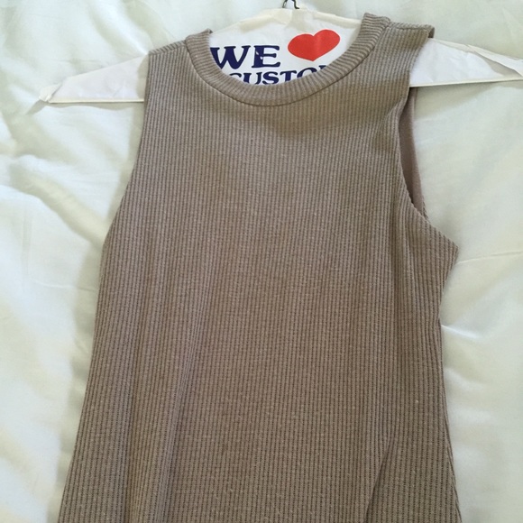 Dress - Picture 2 of 4