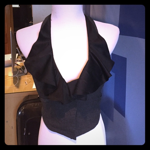 Ruffle neck crop vest