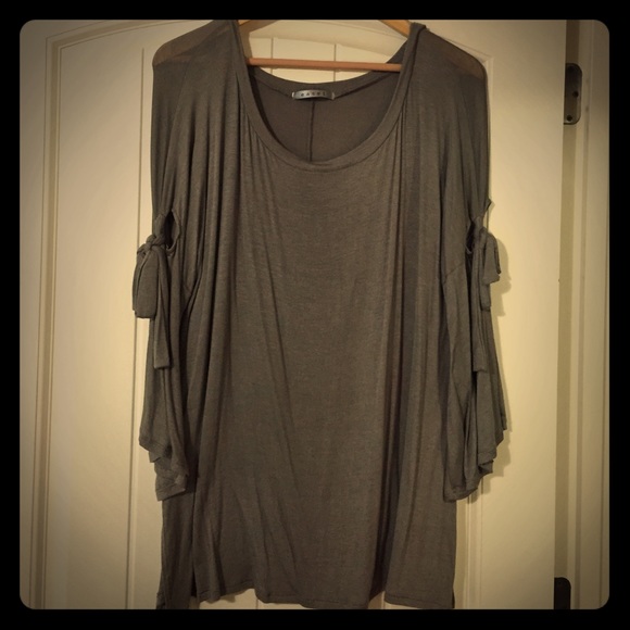 New boutique top