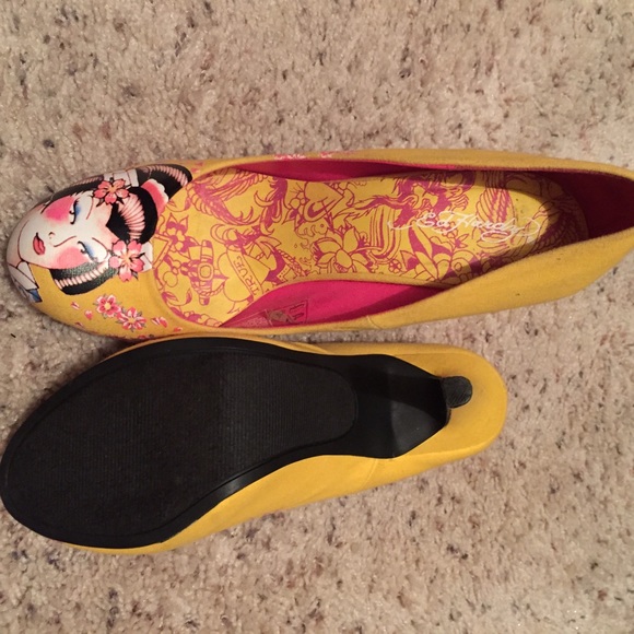 Ed Hardy heels
