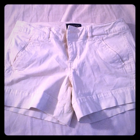White American Eagle Shorts