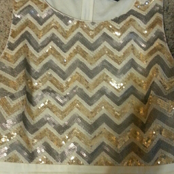 Dress - Picture 2 of 4