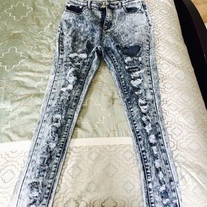 High waisted jeans