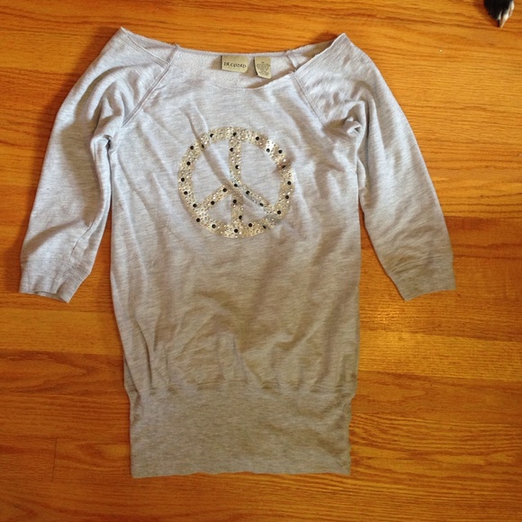 Gray Peace Sign Top
