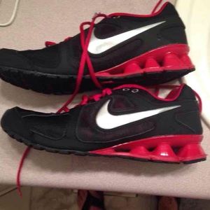 Men's Nike 9.5