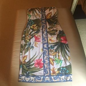 Cache Strapless dress