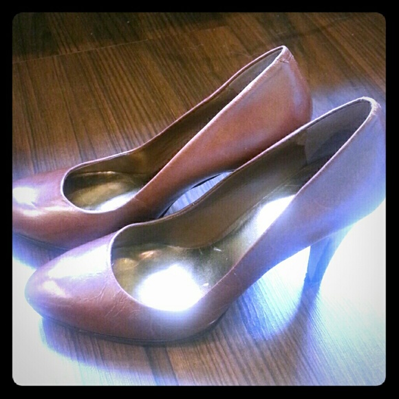 Brown leather high heels