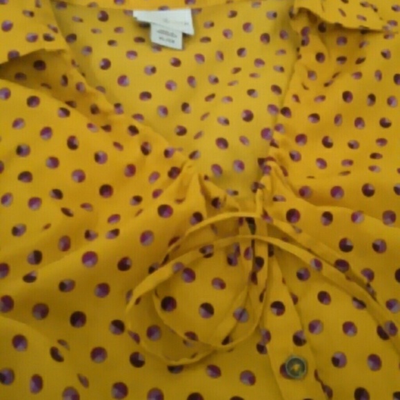 Blouse. - Picture 2 of 2