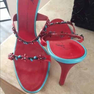❤️💙New Giuseppe Zanotti Jewel Encrusted Heels💙❤️