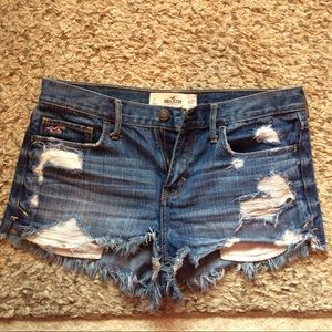HOLLISTER CO HIGH WAISTED SHORTS