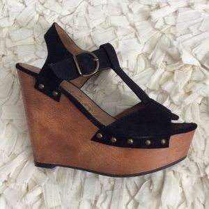 Brash wooden wedge