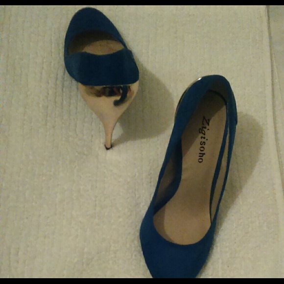 Blue suede soho - Picture 3 of 4