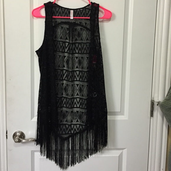Tribal print vest - Picture 1 of 2