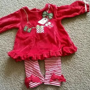 "Mommy's Gift" 6-9mos 2pc outfit