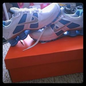 Womens Nike shox turbo +11