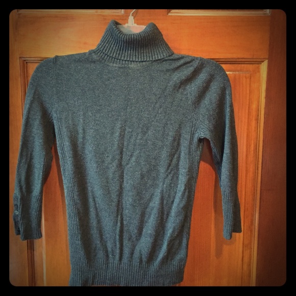 Charcoal grey 3-quarter length thin sweater