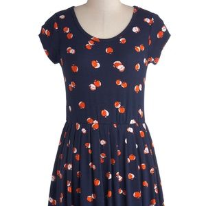 Adorable apple print Modcloth dress