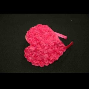 Red headband with heart of roses. 🌹