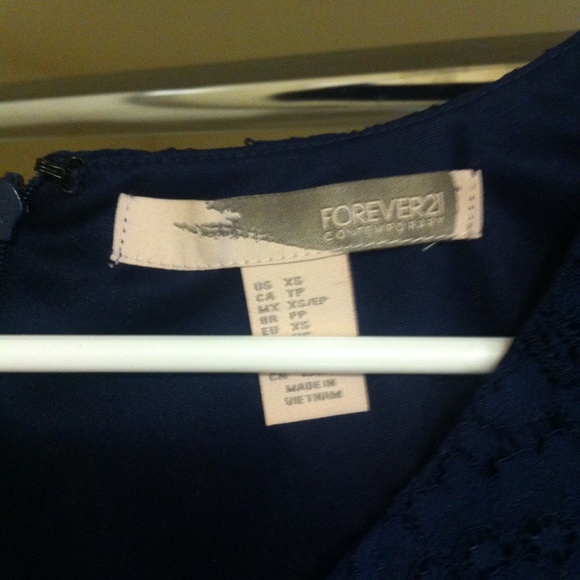 Forever 21 blue lace dress - Picture 3 of 4