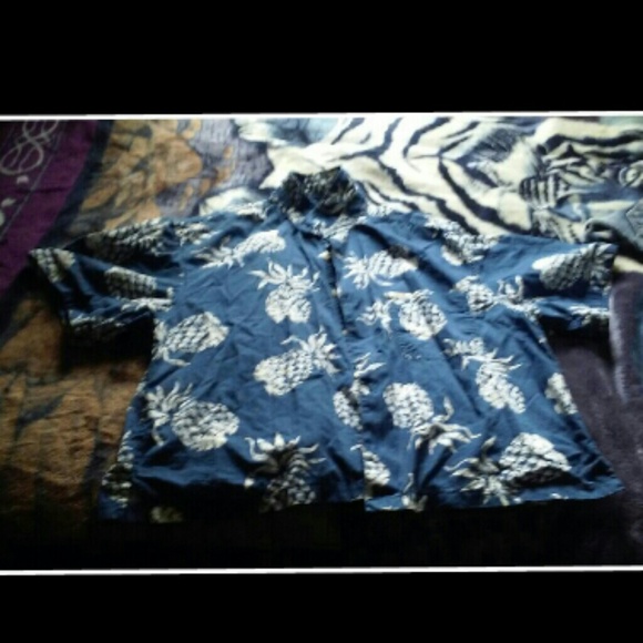 Ralph Lauren Button Up Shirt - Picture 3 of 3