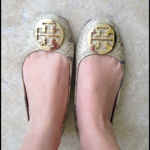 Preloved Tory Burch flats (need shoe repair)