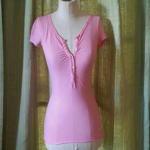 Hollister tee