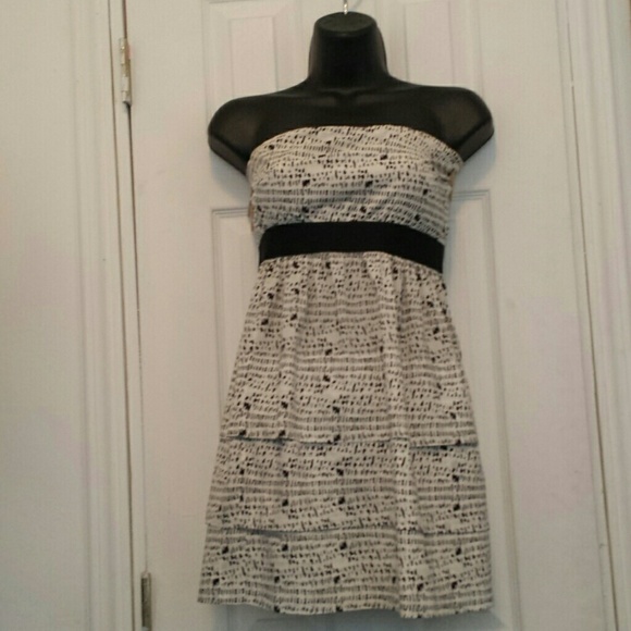 ❌SOLD❌Theory Strapless dress